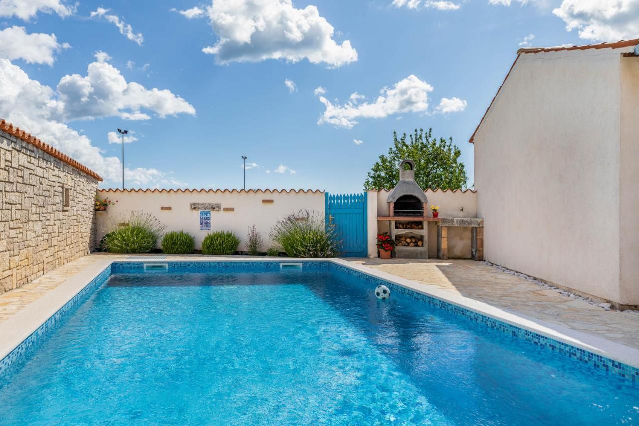 Casa Bepi Villa Kanfanar Kültér fotó